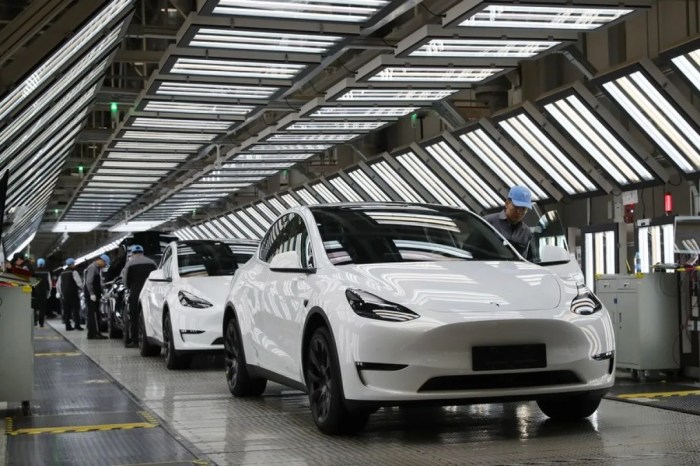 Musim Laporan Keuangan Global: Tesla dan Perusahaan Lainnya Kehilangan ... Gara-gara Konflik Politik, Tesla Kehilangan Rp2.400 Triliun