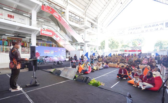 FOTO: BEI Dorong Peningkatan Jumlah Investor Lewat Kampanye Aku ... Ekonom: Dorong Ekonomi Lewat Peningkatan Belanja Negara