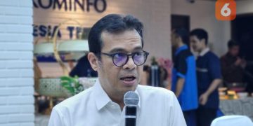 Menolak Dijajah Algoritma, Wamenkomdigi Peringatkan Bahaya Aturan Media Sosial