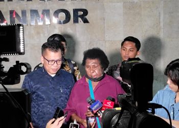 Mama Sinta Laporkan Ketua LBH Merauke Terkait Film Pesta Babi