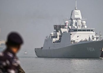 Misi Diplomatik Kapal Perang Belanda De Ruyter Kunjungi Surabaya
