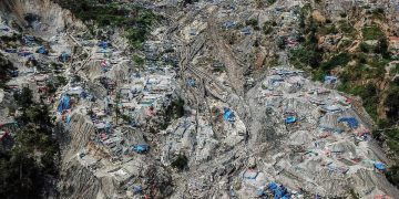Penangkapan 16 WN China Terkait Tambang Ilegal dan Prostitusi di Pulau Buru