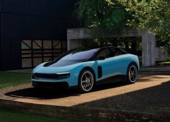 Saham Jatuh Setelah Umumkan Harga EV Pertama, Ini Pembelaan Pimpinan Ferrari