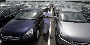 Mobil Terkenal Alami Kerugian saat Fokus pada Pengembangan Mobil Listrik