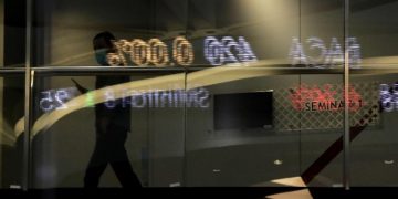 IHSG Naik 1,22% Hari Ini, Pasar Euforia Ekonomi Tumbuh 5,6%