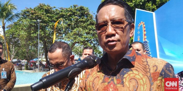Perpanjangan Usia Pensiun Polri Diumumkan Menteri Hukum Demi Keadilan
