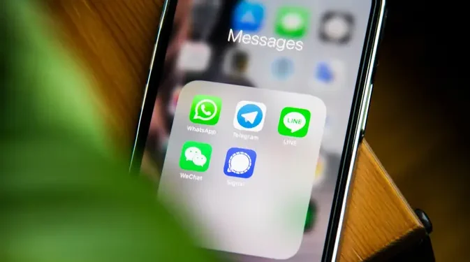 Uni Eropa Memaksa Meta Implementasi AI Pihak Ketiga Gratis di WhatsApp