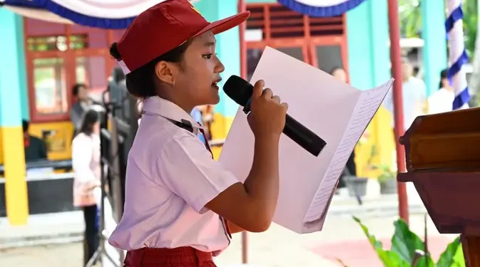 Surat Cinta Siswi SD Nias Utara untuk Prabowo