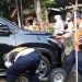 Razia Parkir Liar di Senopati, Mobil Ditarik dan Pentil Dicabut