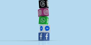 Biaya Langganan Instagram Facebook dan WhatsApp Plus