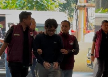 Jejak Pelarian Bendahara Gembong Narkoba Fredy Pratama oleh Frans Antoni