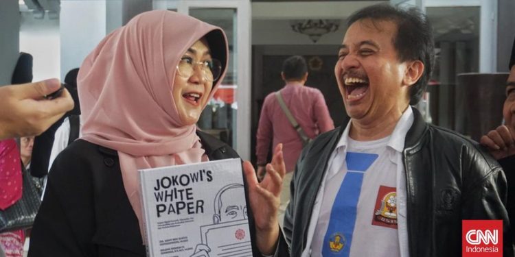 Roy Suryo dan Dokter Tifa Akan Dikirim ke Kejari Jakarta Selatan Besok