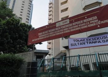 Pintu dan Area GBK yang Ditutup Akibat Eksekusi Hotel Sultan