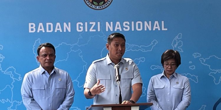 Dapur MBG Diperhatikan di Tengah Sekolah Rusak, Begini Respons Kepala BGN
