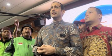 Hakim Bebaskan Nadiem dari Tuduhan Korupsi Chromebook