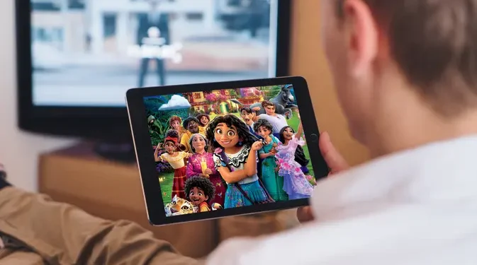 Saingi YouTube, Disney+ Pertimbangkan Peluncuran Paket Streaming Gratis