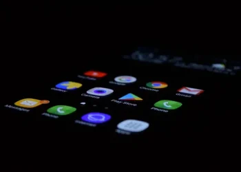 Alasan Penghentian Penggunaan Titanium pada Smartphone Flagship