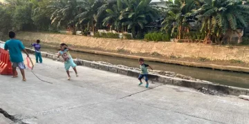 Waswas saat melintas di Jalan Cinta Pulo Gadung