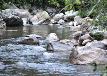 450 Pengungsi dan 60 Terdampak Banjir di Agam