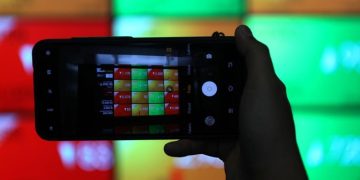 IHSG Meningkat 1,56 Persen Menuju Level 6200