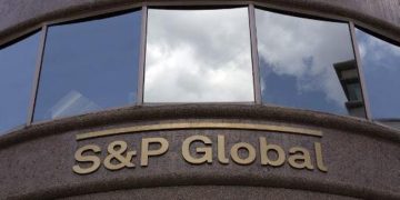 S&P Ramal Nilai Tukar Rupiah Menjadi Rp 17.700 per Dolar AS