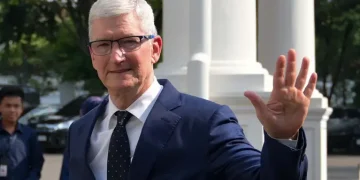 CEO Apple Tim Cook Mundur dan Serahkan Kepemimpinan kepada John Ternus