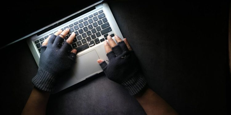 Alasan Mengapa Benteng Keamanan Siber Perusahaan Indonesia Rentan Terobosan