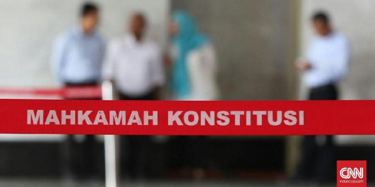 Gugatan Roy Suryo Terhadap Aturan Praperadilan ke Mahkamah Konstitusi