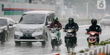 Prakiraan Hujan Lebat oleh BMKG di Beberapa Kota Besar
