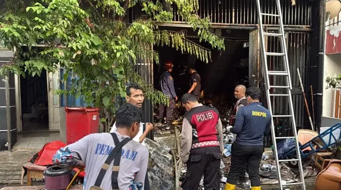 Kebakaran Rumah di Matraman Tewaskan 2 Pemuda