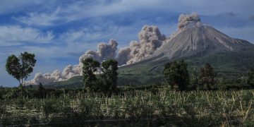 Status Gunung Sinabung Berubah dari Siaga Menjadi Waspada